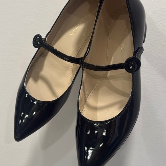 Marc Fisher MaryJane flats - Picture 1 of 2